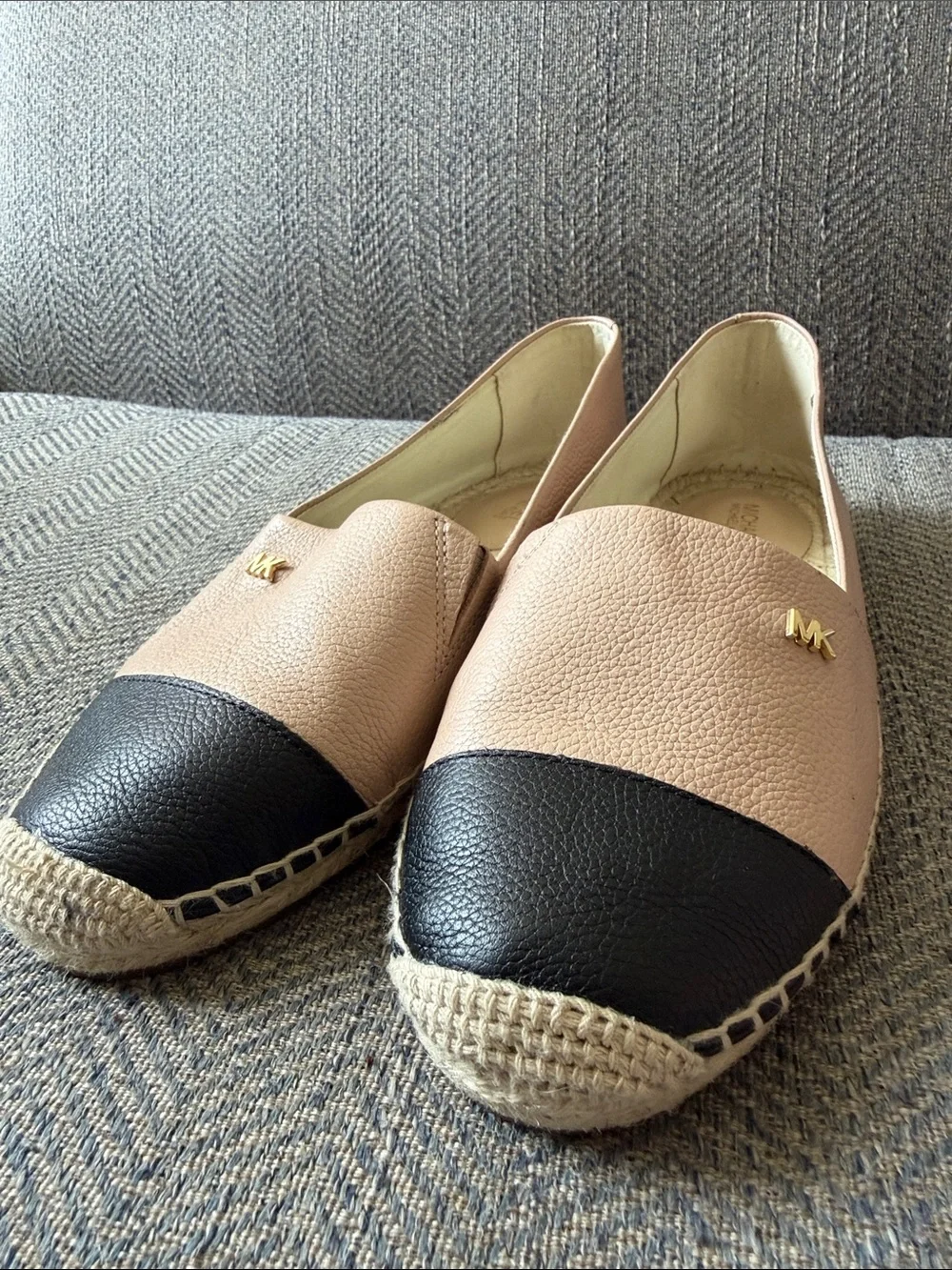 Michael Kors Kendrick Slip On colorblock leather Espadrille Oyster flats 6.5